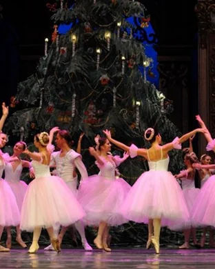 The Nutcracker: Symphony Of Lights