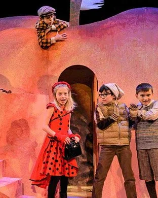 The Play That Goes Wrong 